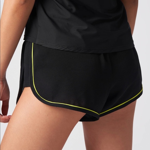 GIGI C Shorts Revolve - Picture 6 of 10